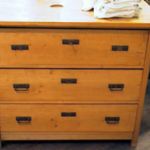 23 5220 CHEST OF DRAWERS